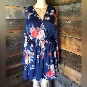 Band of Gysies floral longsleeves mini dress